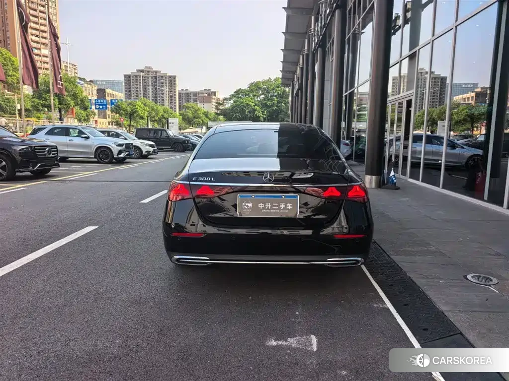 Mercedes-Benz E-Class id 4680580 из Китая 8