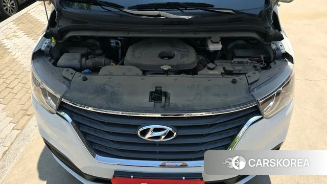 Hyundai The New Grand Starex id 4324385 из Кореи 16