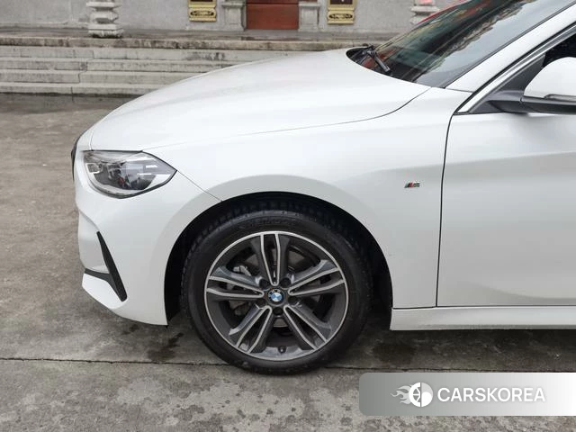 BMW 1 series id 4273446 из Китая 26