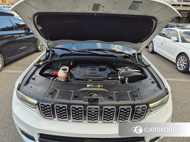 Jeep Grand Cherokee (WL) id 3288168 из Кореи 16