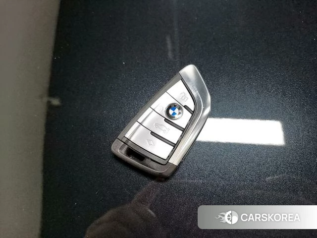 BMW 5 series PHEV id 4273307 из Китая 16