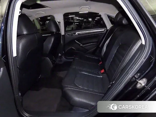 Volkswagen The New Passat id 3243989 из Кореи 14