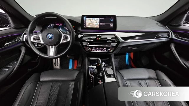 BMW 5 Series (G30) id 4423322 из Кореи 32