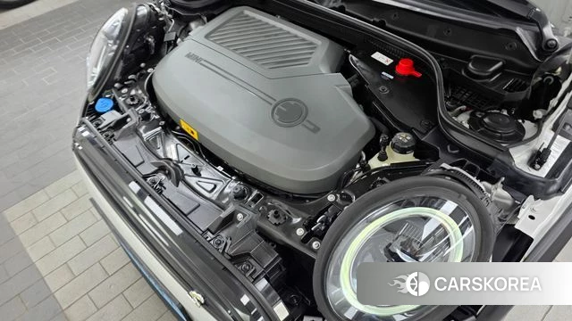 Mini Cooper Electric id 4792820 из Кореи 16