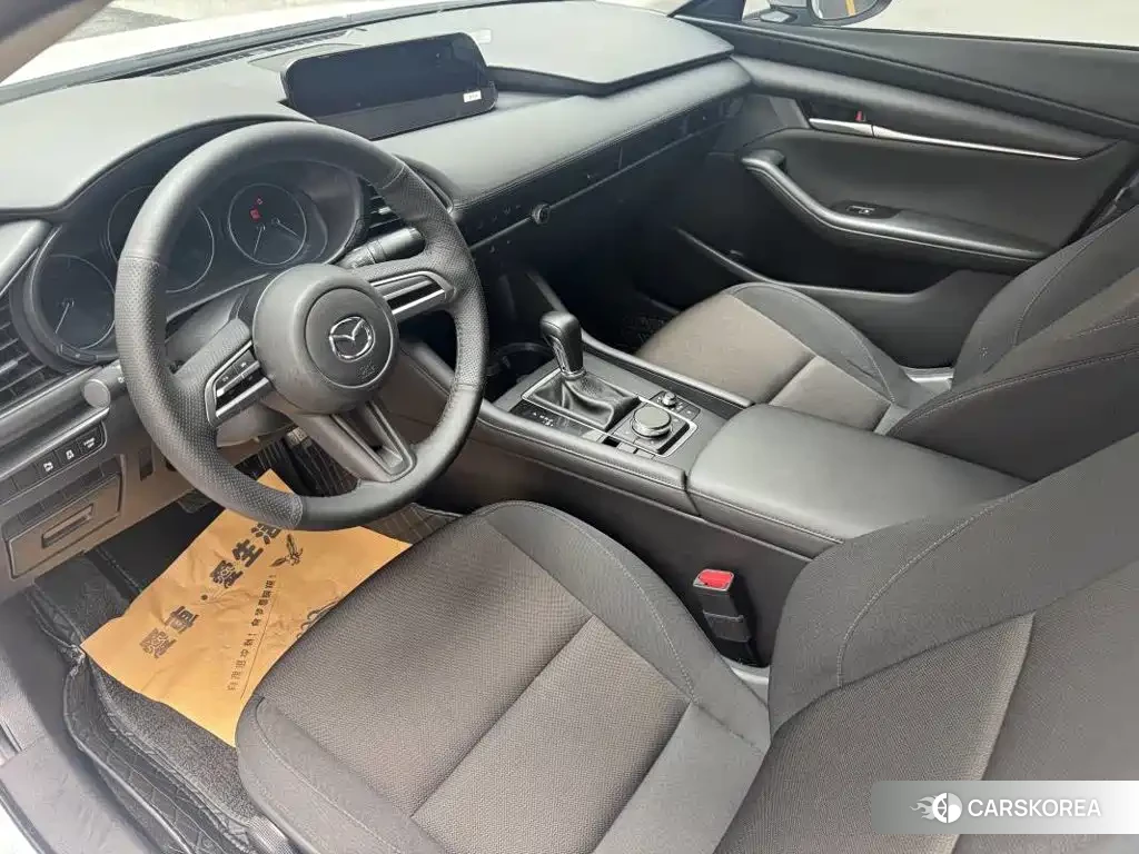 Mazda 3 2024 Белый из Китая, фото 6