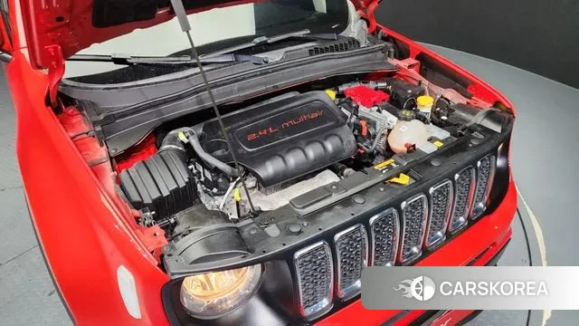 Jeep Renegade id 3070979 из Кореи 16