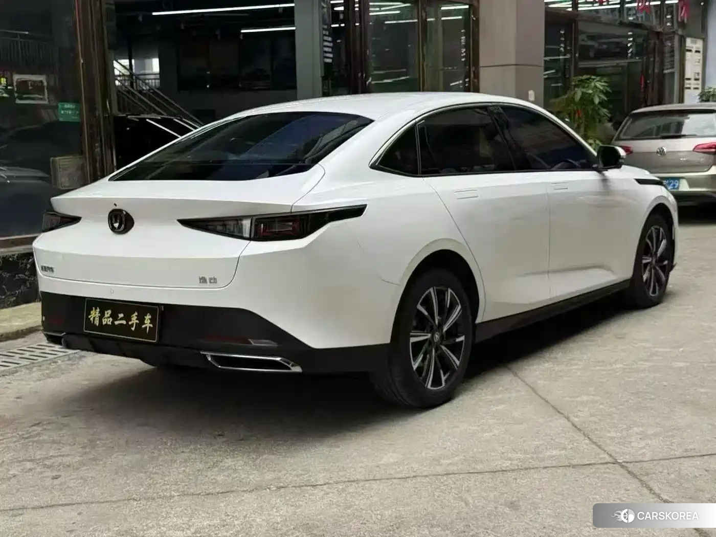 Chang'an Yidong id 4653794 из Китая 11