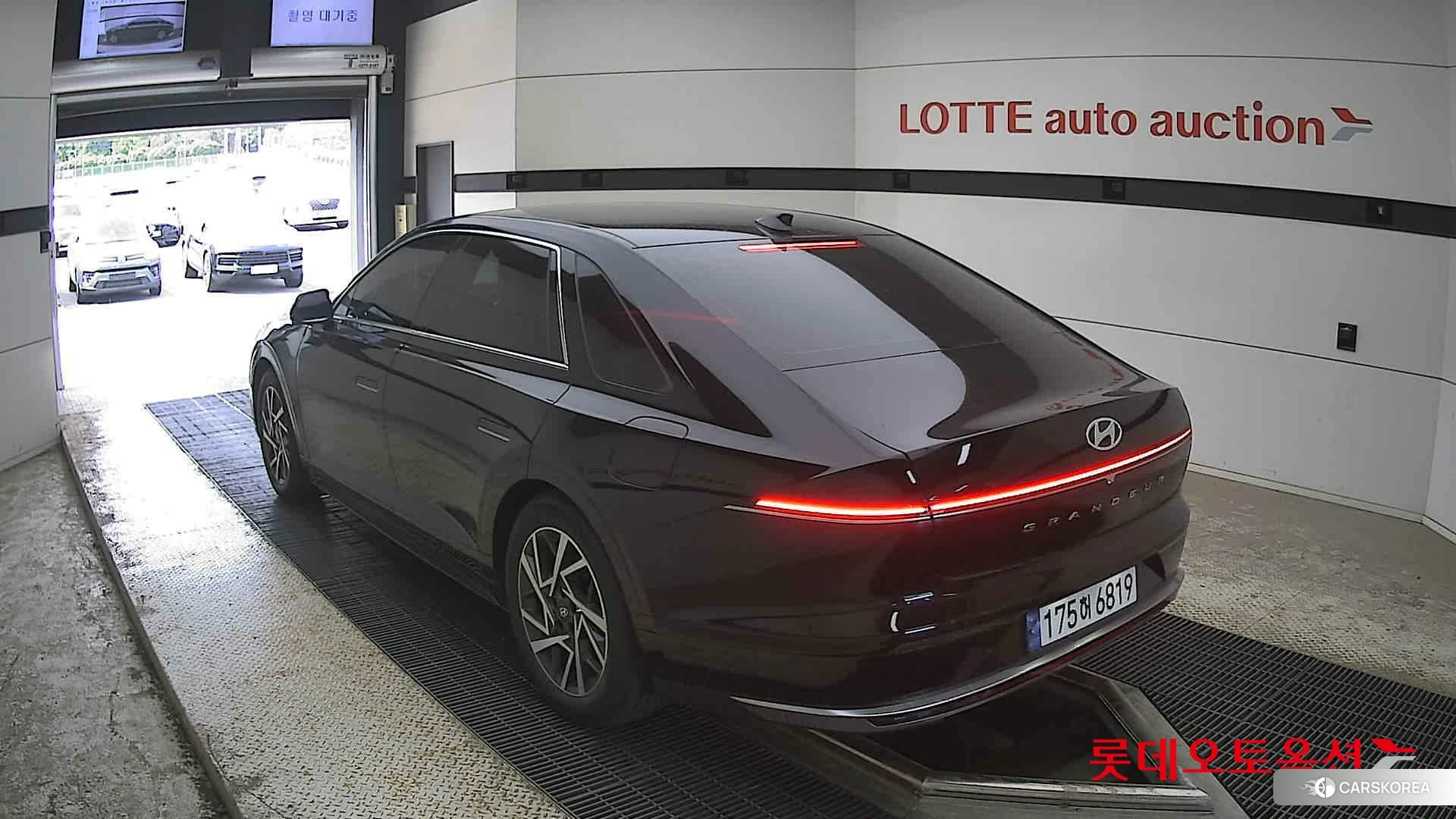 Hyundai Grandeur id 4347321 из Кореи 32