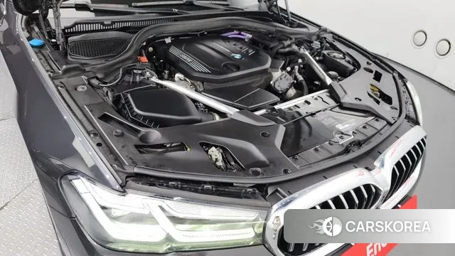 BMW 5 Series (G30) id 2994773 из Кореи 16