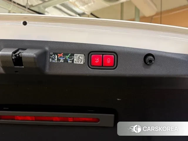 Mercedes-Benz E-Class W214 id 3507509 из Кореи 16