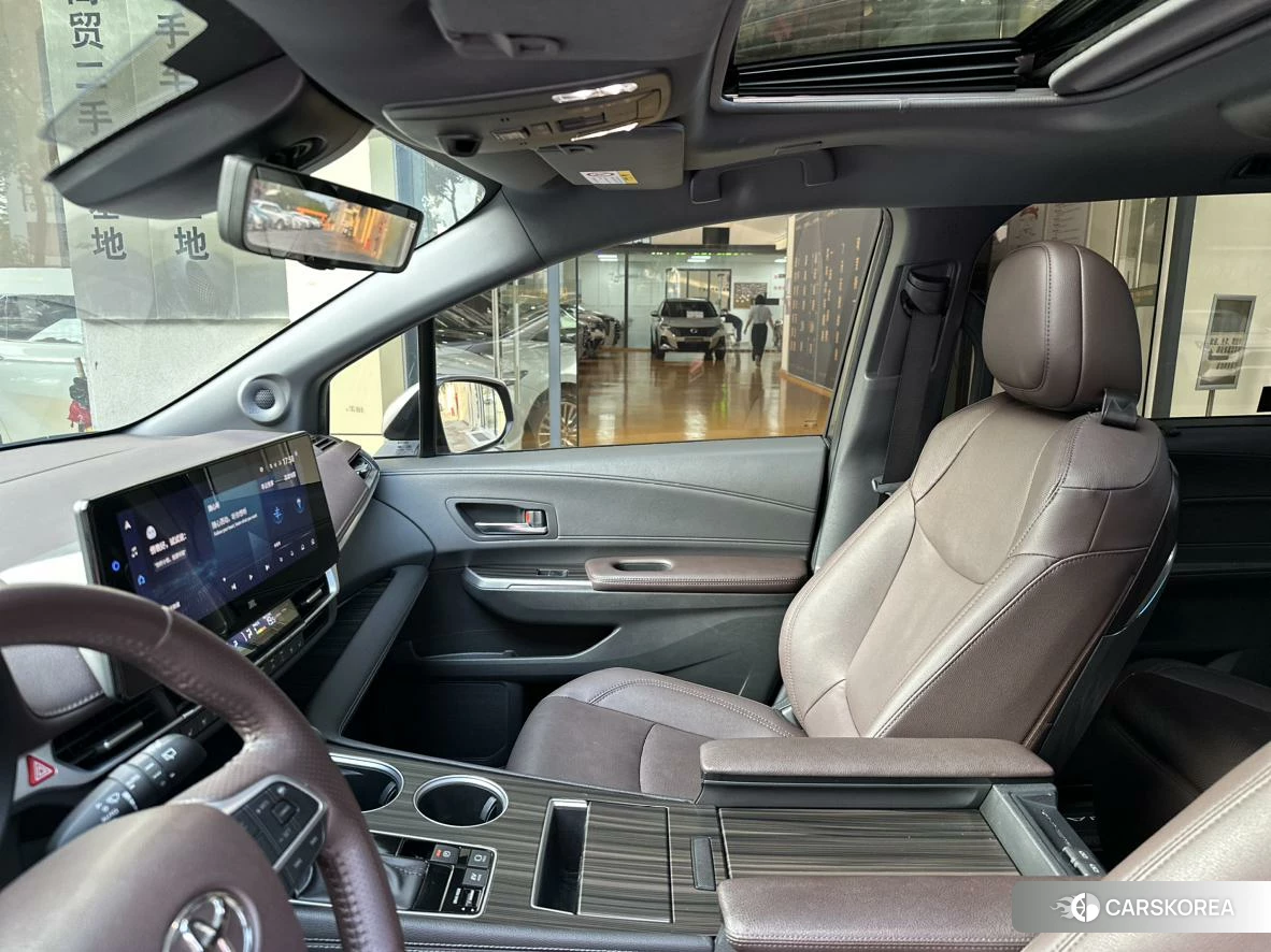 Toyota Saina id 4462065 из Китая 18