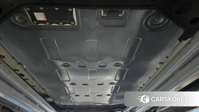 Hyundai Ionic 5 id 4223005 из Кореи 16