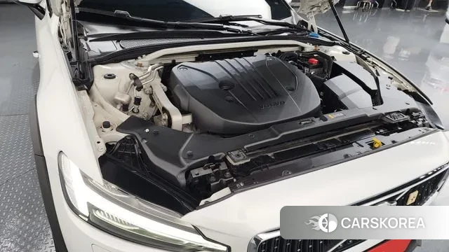 Volvo V60 Cross-Country 2nd Generation id 3329598 из Кореи 16