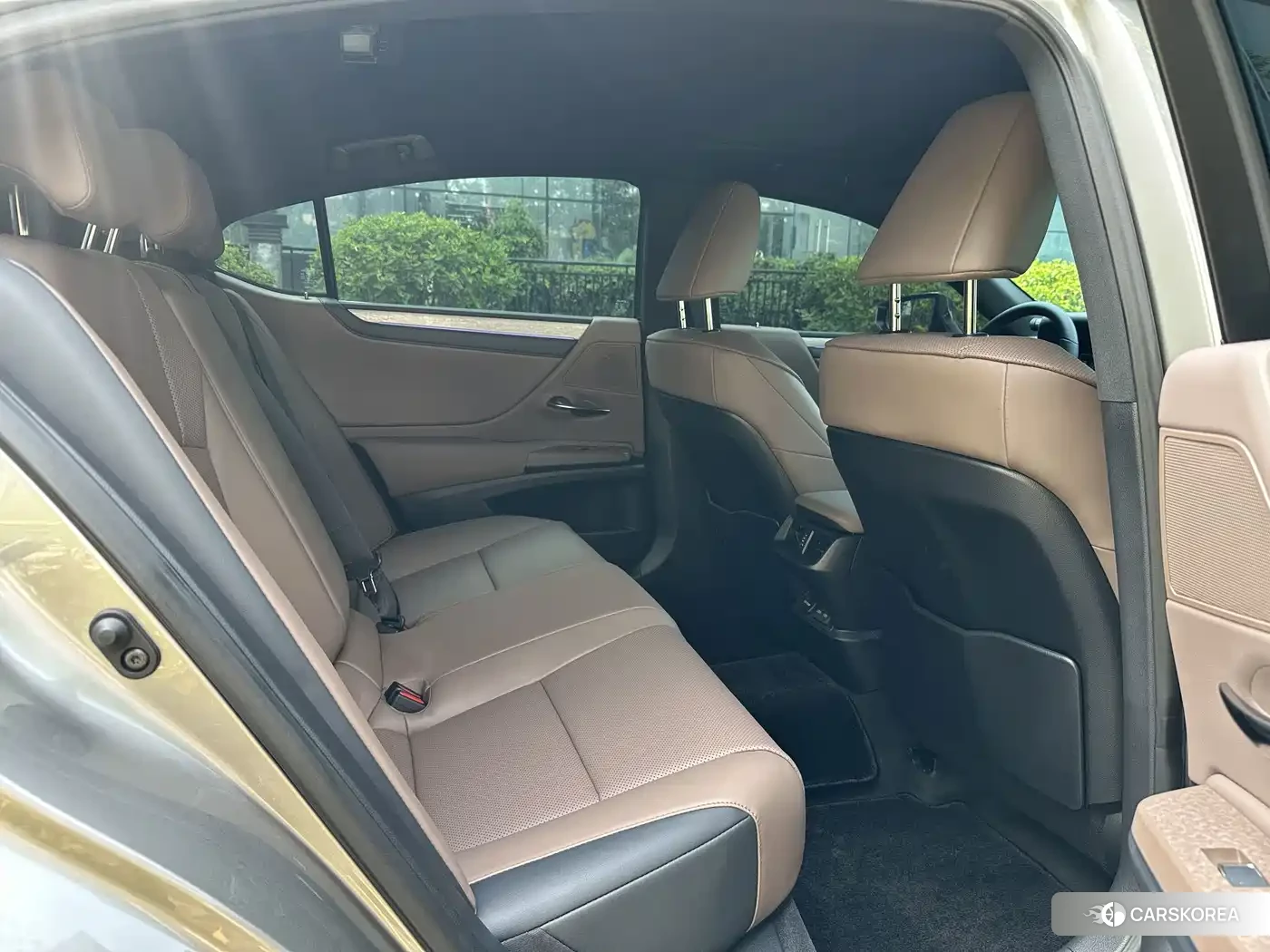 Lexus ES id 4680478 из Китая 11