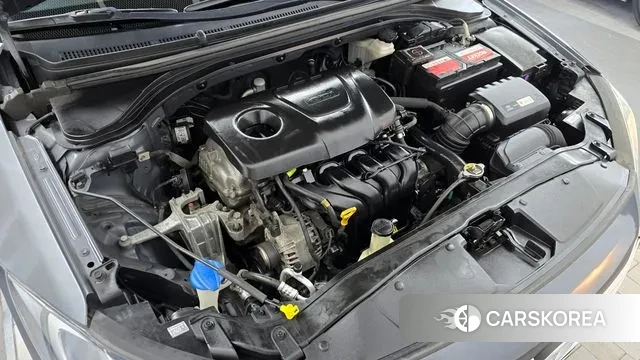 Hyundai Avante AD id 3737225 из Кореи 16