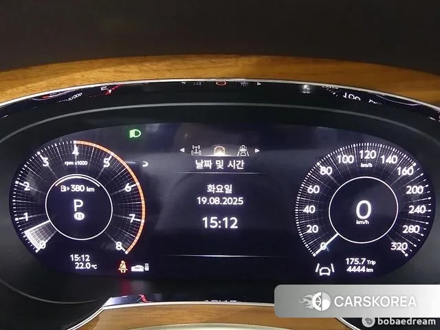 Bentley Bentayga id 3073956 из Кореи 16