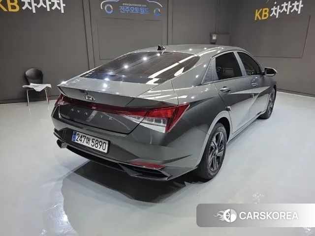 Hyundai Avante (CN7) id 3442838 из Кореи 16