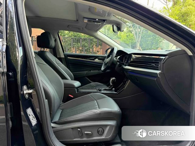 Volkswagen Passat id 4348525 из Китая 13