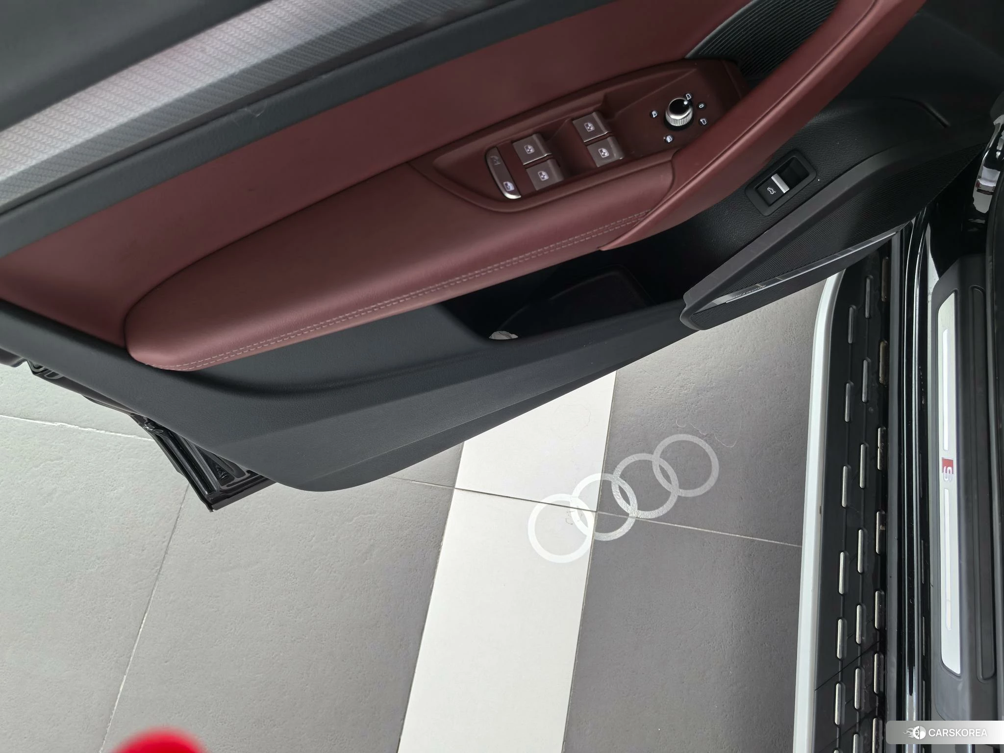 Audi Q5L id 4454083 из Китая 13