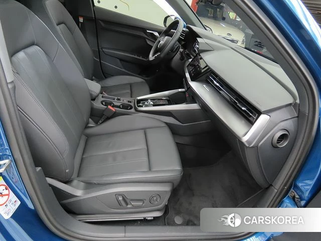 Audi A3 (8Y) id 4528330 из Кореи 16