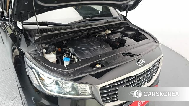 Kia The New Carnival id 4568732 из Кореи 16