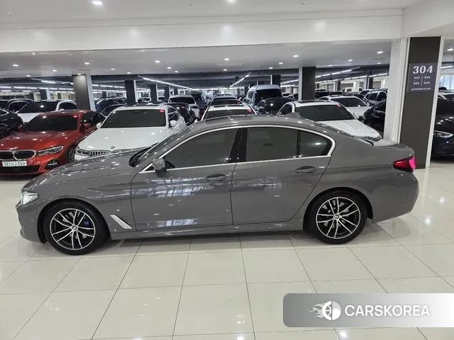 BMW 5 Series (G30) id 3022990 из Кореи 15