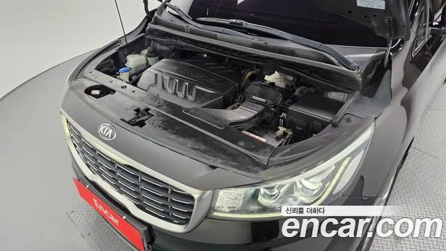 Kia The New Carnival id 2913035 из Кореи 16