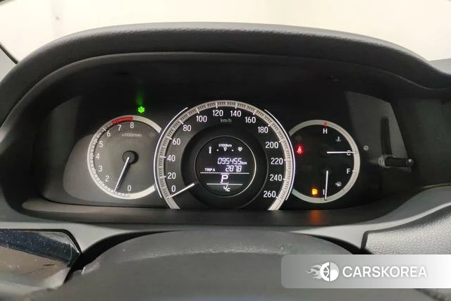 Honda Accord id 3876352 из Китая 13