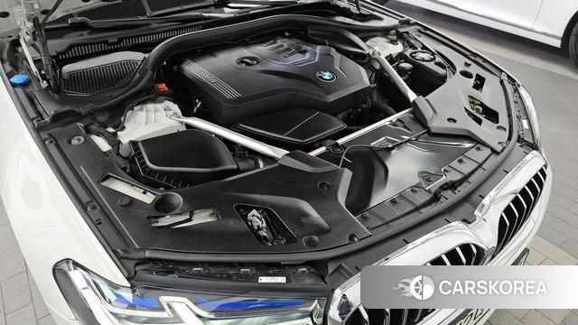 BMW 5 Series (G30) id 3842079 из Кореи 16