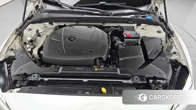 Volvo V60 Cross-Country 2nd Generation id 4304679 из Кореи 32