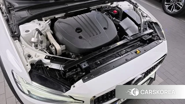 Volvo V60 Cross-Country 2nd Generation id 3342060 из Кореи 16