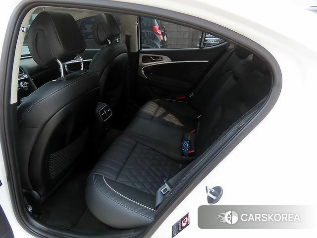 Genesis G70 id 4410422 из Кореи 16