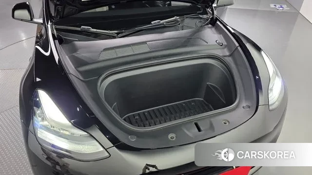 Tesla Model Y id 3054411 из Кореи 16