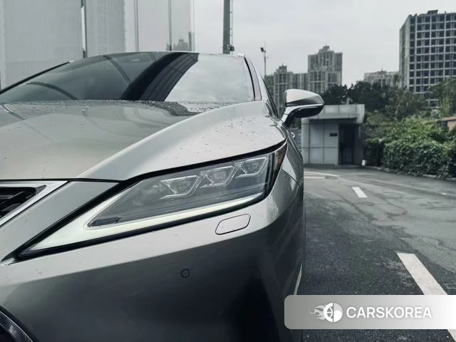 Lexus RX 2022 Серебристо-серый из Китая, фото 6