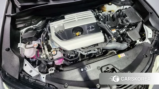 Lexus UX250h id 3031480 из Кореи 16