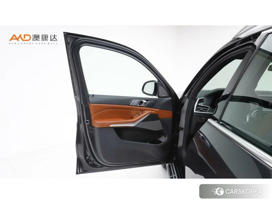 BMW X7 id 4514879 из Китая 7