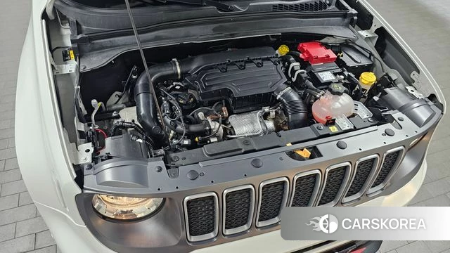 Jeep Renegade id 4428211 из Кореи 27