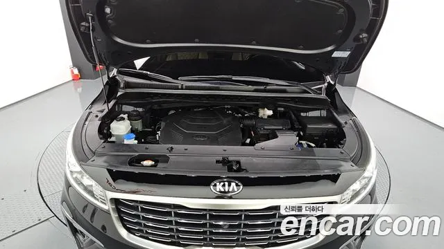 Kia The New Carnival id 2850342 из Кореи 16