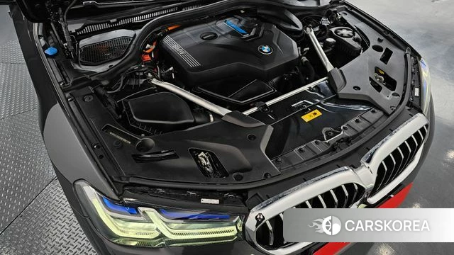 BMW 5 Series (G30) id 3865820 из Кореи 16