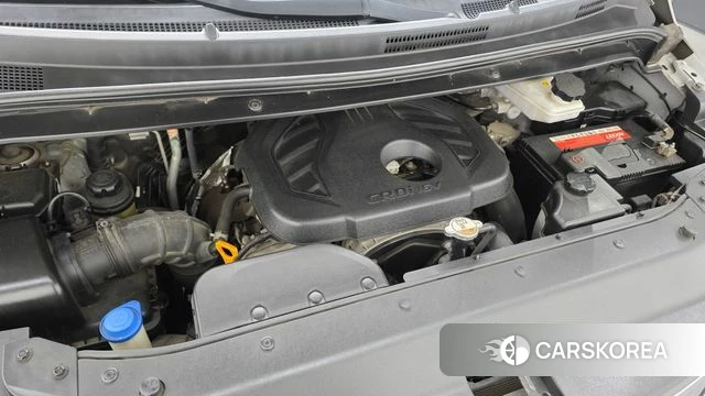 Hyundai The New Grand Starex id 4582162 из Кореи 30