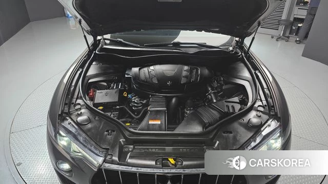 Maserati Levante id 4698919 из Кореи 28