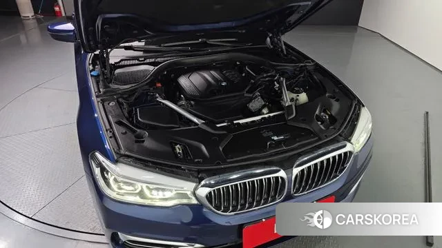 BMW 5 Series (G30) id 3788771 из Кореи 16