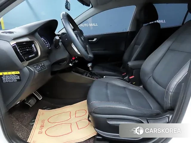 Kia Stonic id 3417892 из Кореи 16