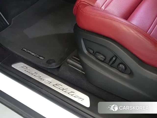 Porsche Cayenne (PO536) id 2984039 из Кореи 16