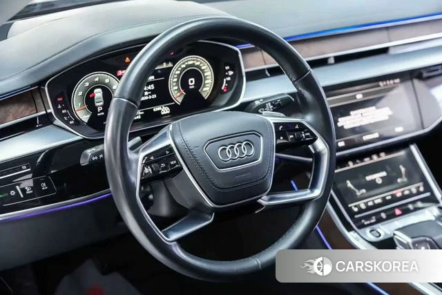 Audi A8 id 4260907 из Китая 8
