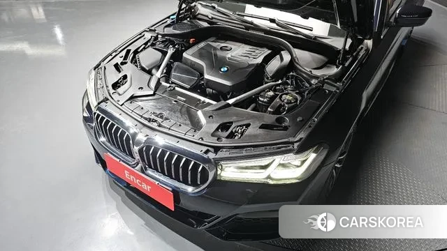 BMW 5 Series (G30) id 3765027 из Кореи 16