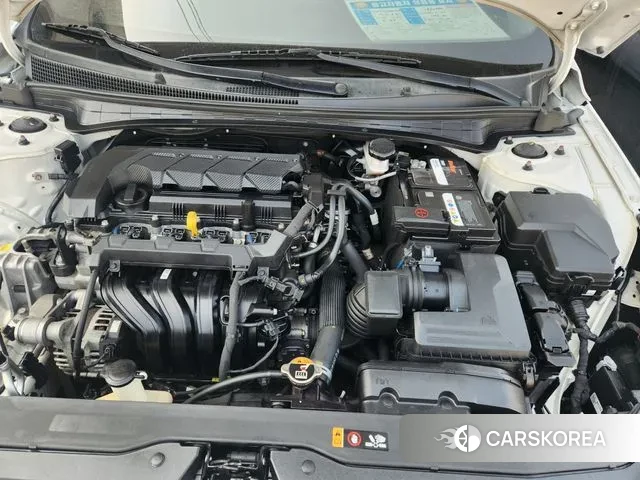 Hyundai Avante (CN7) id 3713401 из Кореи 9