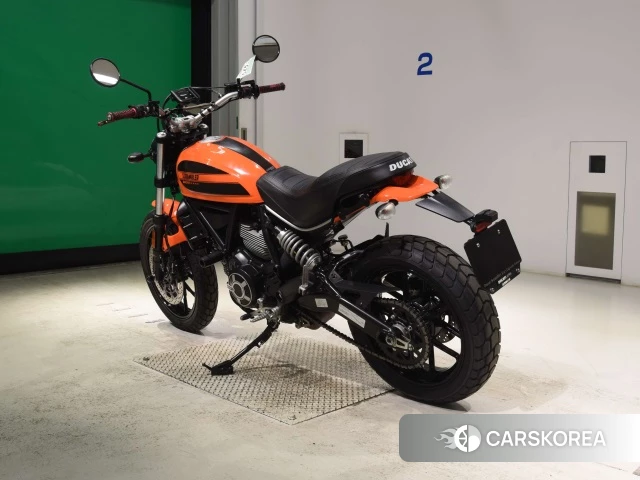Проданный Ducati SCRAMBLER SIXTY2 id 4366896 из Японии, фото 6
