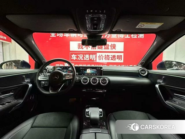 Mercedes-Benz Class A 2021 Синий из Китая, фото 6