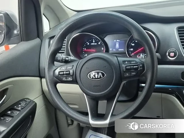 Kia The New Carnival id 3423363 из Кореи 14